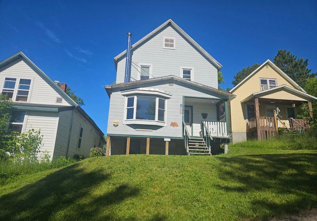 311 River Street, Winton