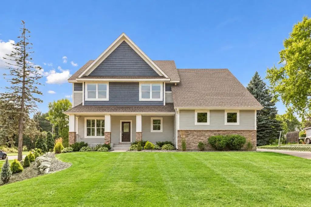 5 Deerwood Lane N, Plymouth