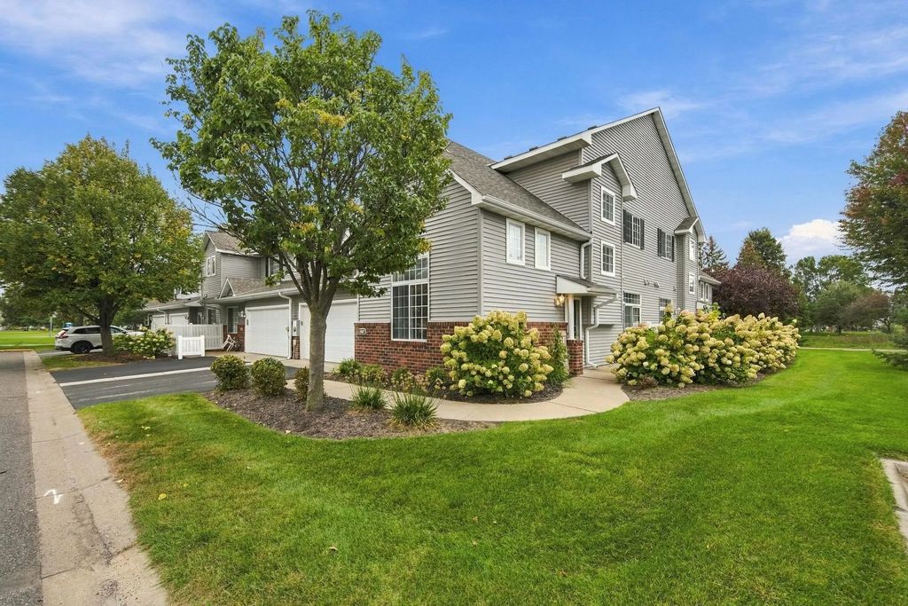 1907 111th Avenue Ne, Blaine