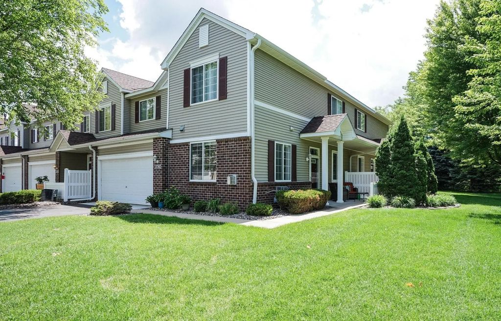 13793 Atwood Avenue 1706, Rosemount