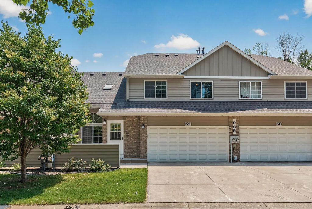 985 106th Lane Nw 54, Coon Rapids