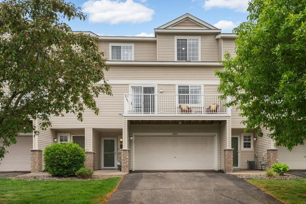 6603 Olive Lane N, Maple Grove