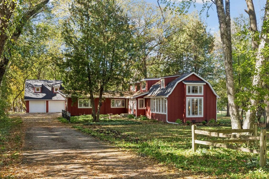 3904 Williston Road, Minnetonka