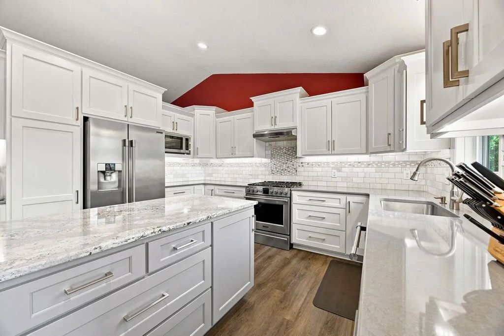365 Linda Circle, Lino Lakes
