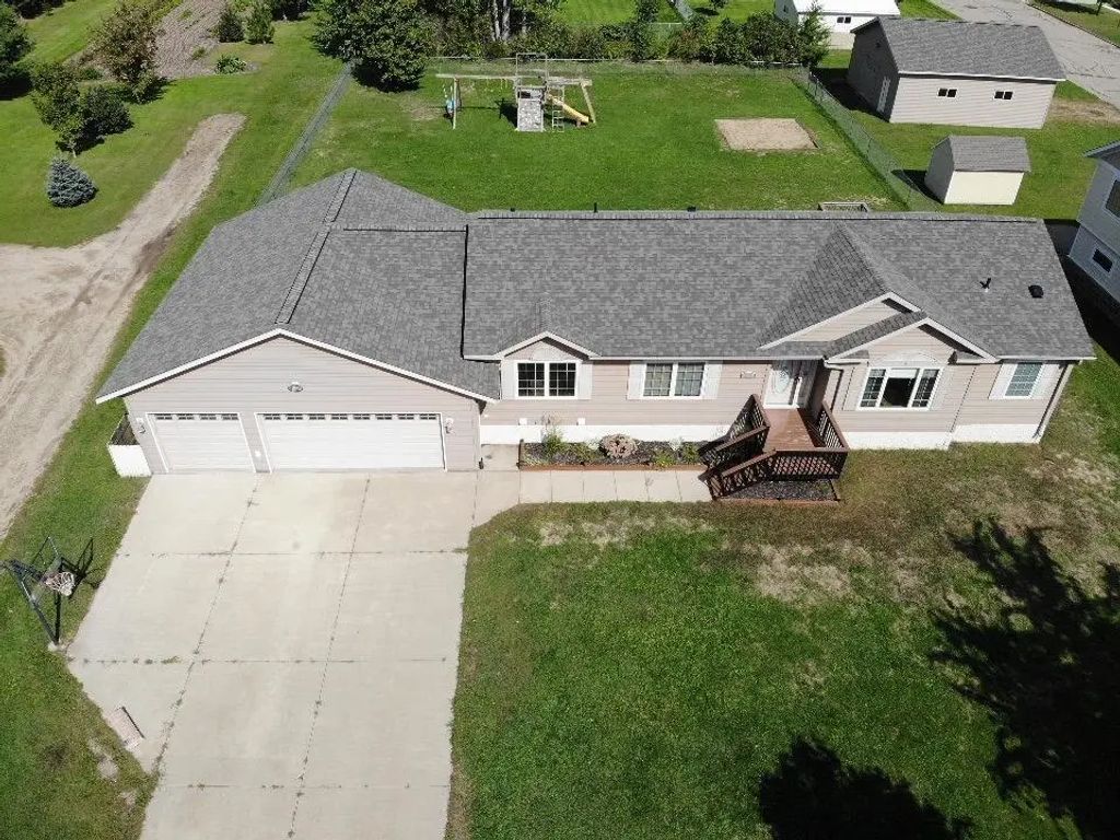 708 Irving Avenue Sw, Wadena