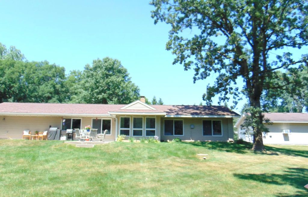 1240 Highway 35 N, Hudson