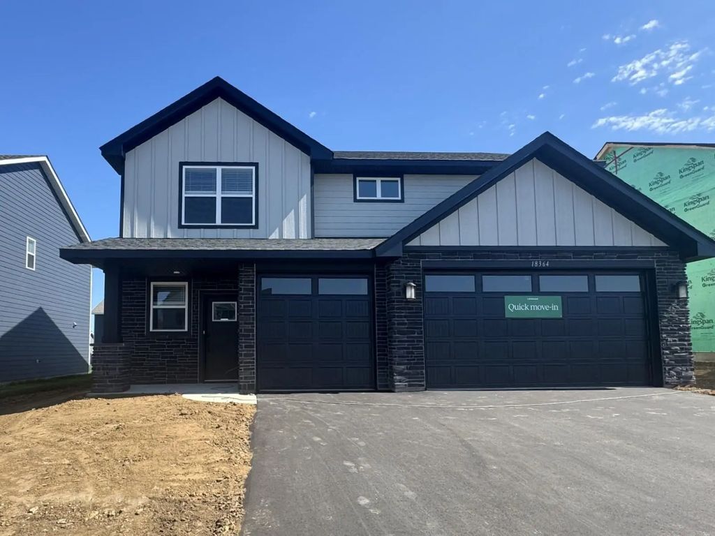 18364 Gladhurst Lane, Lakeville