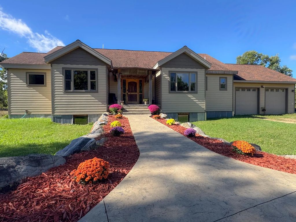 47225 269th Avenue, Laporte