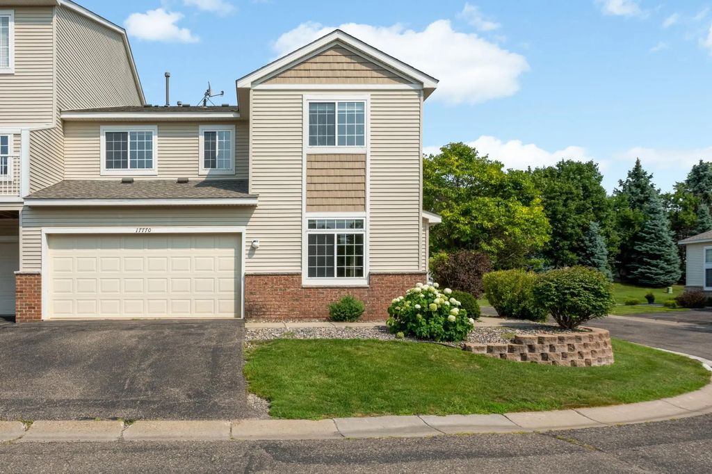 17770 66th Avenue N, Maple Grove