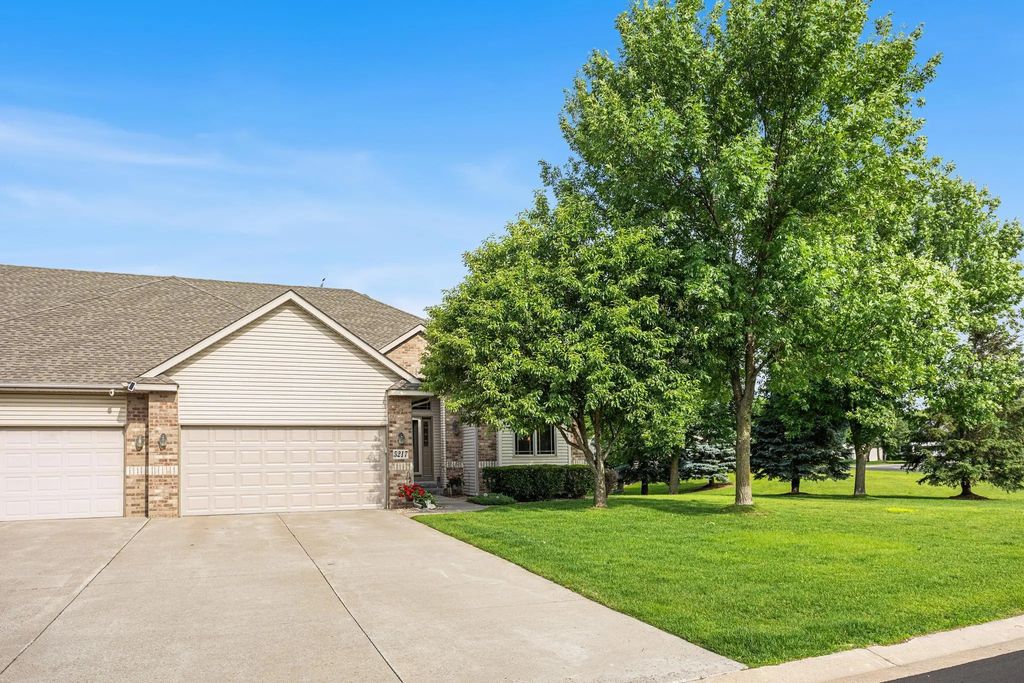 5217 107th Avenue N, Brooklyn Park