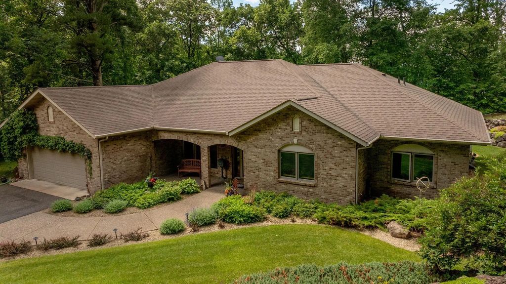 26667 Edna Lake Road, Nisswa
