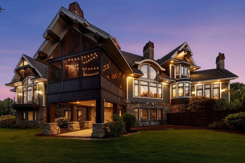 12870 Saint Croix Trail N, Stillwater