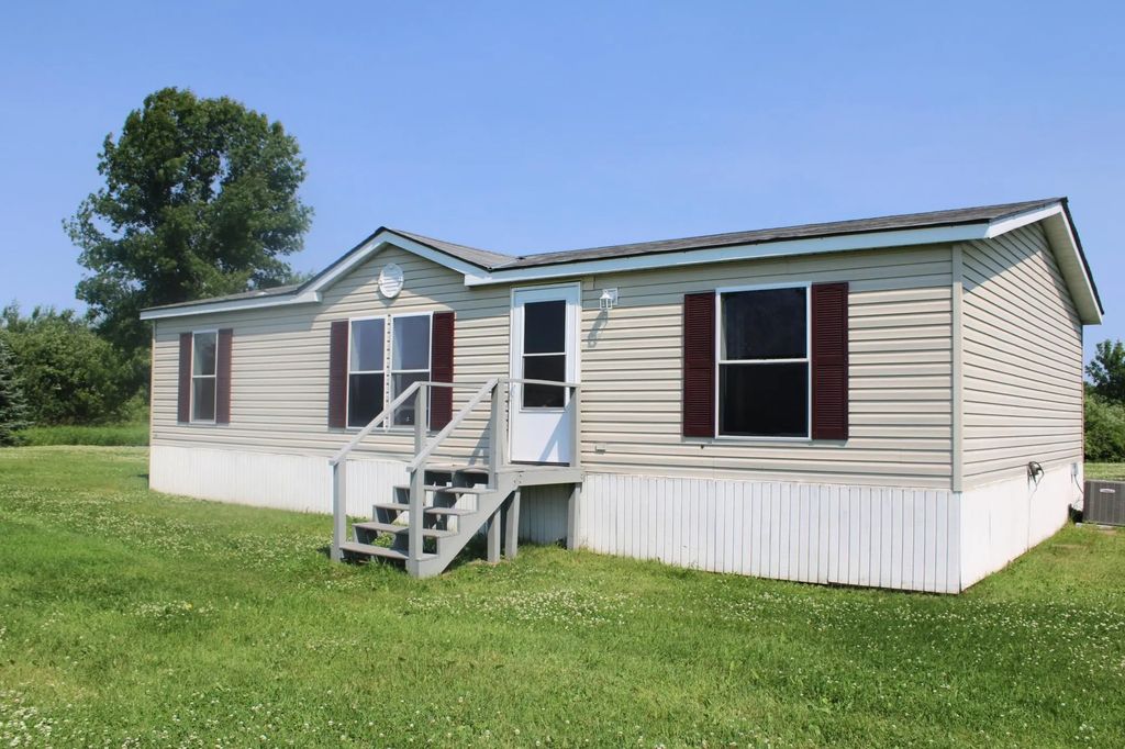 8828 130th Street, Milaca
