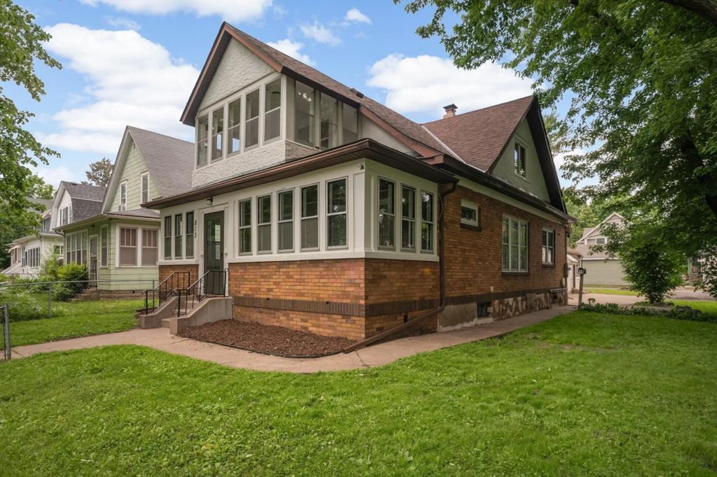 813 Blair Avenue, St Paul