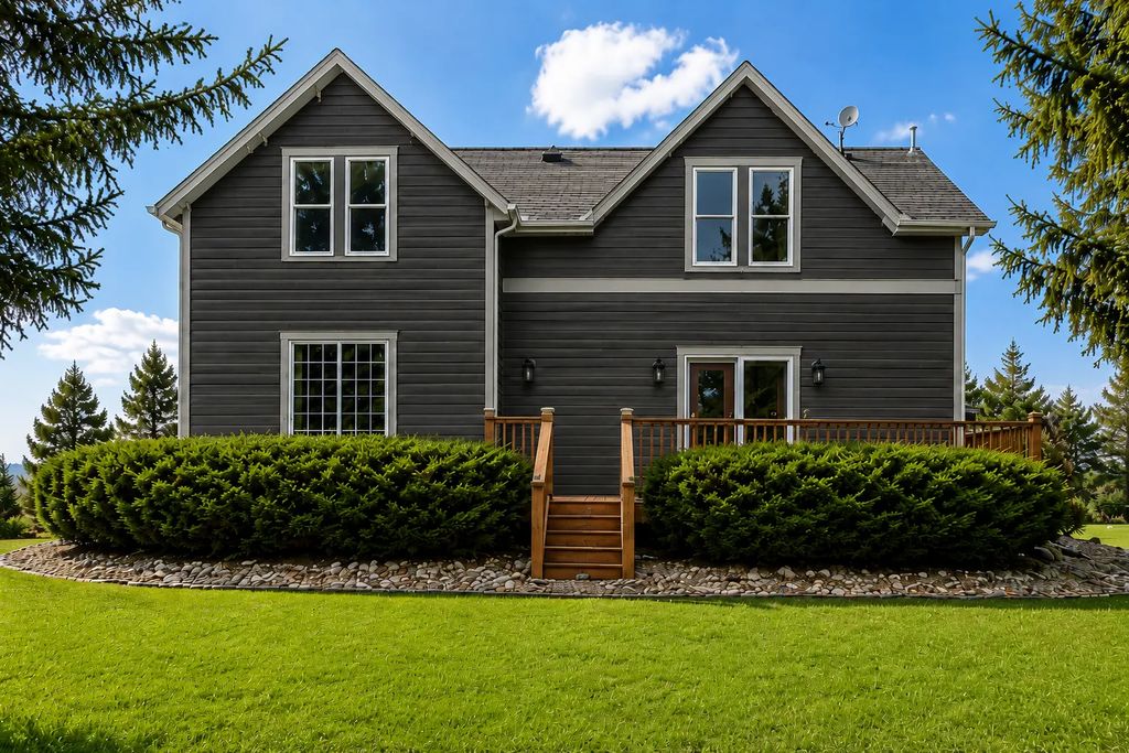 31749 570th Avenue, Waltham