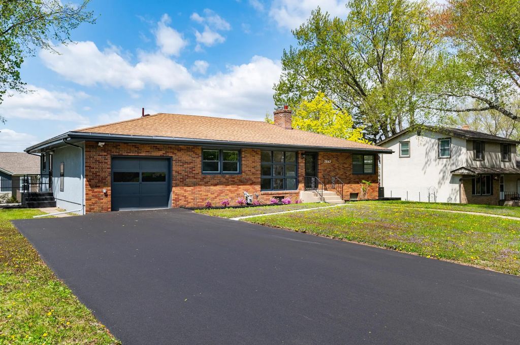 2843 Churchill Street, Roseville