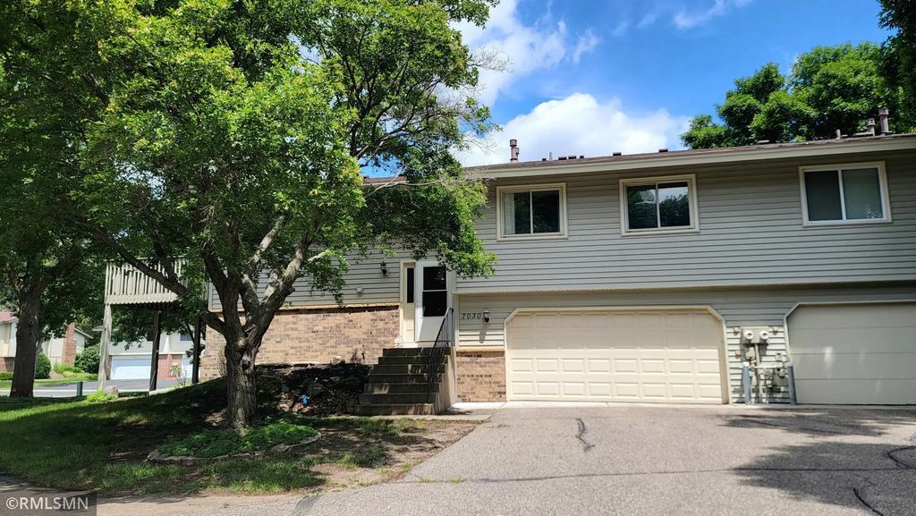 7030 Pima Lane, Chanhassen