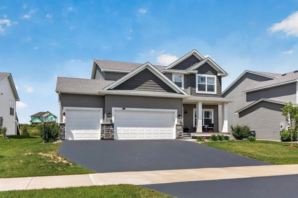 18333 Glacier Way, Lakeville