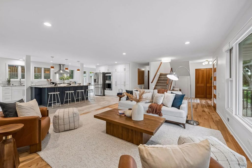 6008 Concord Avenue, Edina