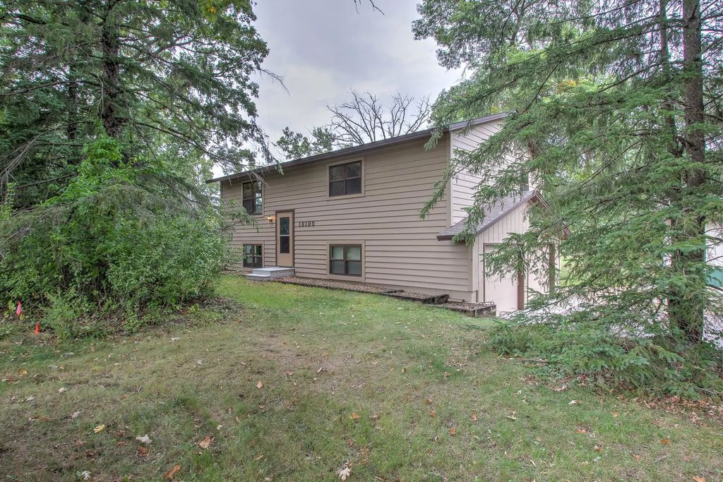 18195 152nd Street Nw, Elk River