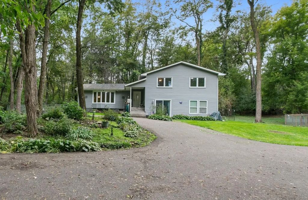 9045 Inver Grove Trail, Inver Grove Heights