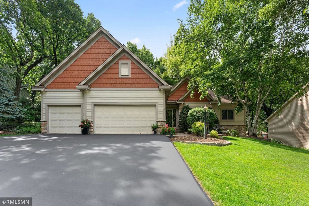 7442 Hidden Valley Lane S, Cottage Grove