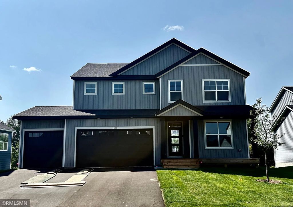 1656 Meadows Dr Street Ne, East Bethel