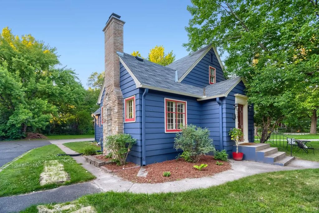 429 Fremont Street, Anoka