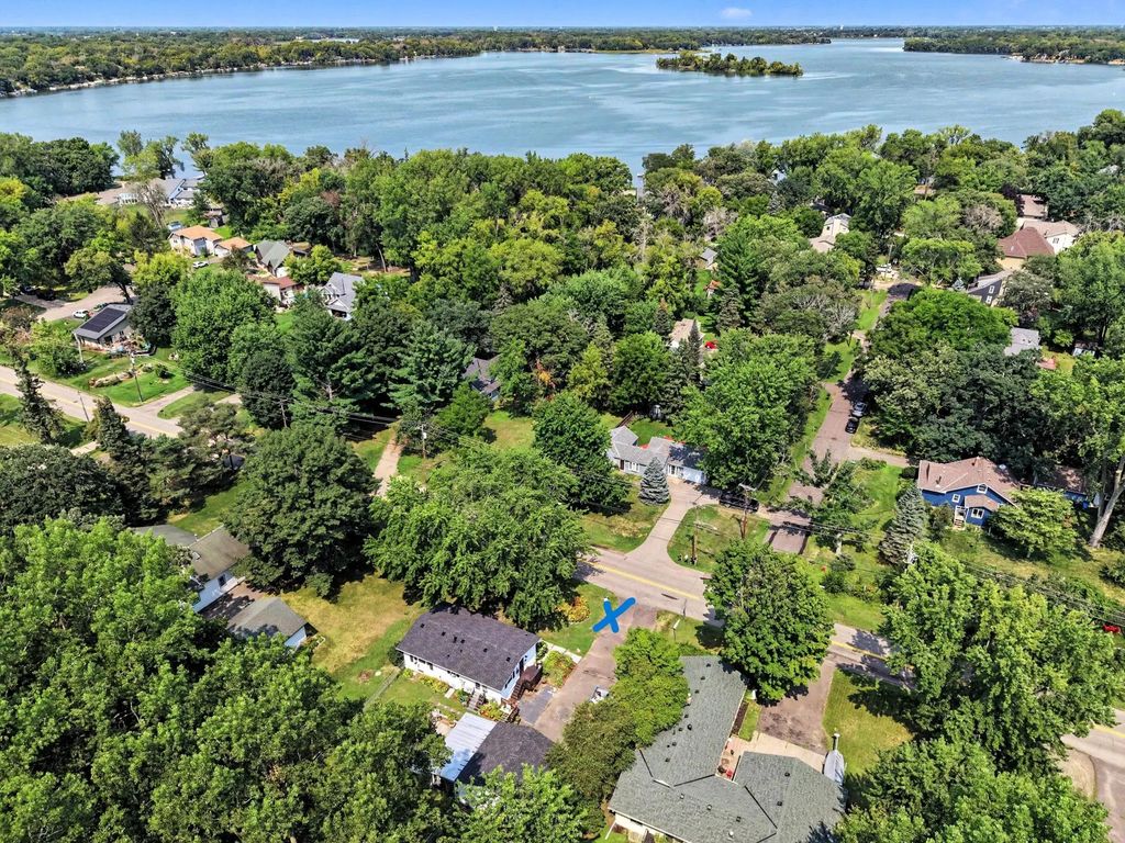 2110 Stillwater Street, White Bear Twp