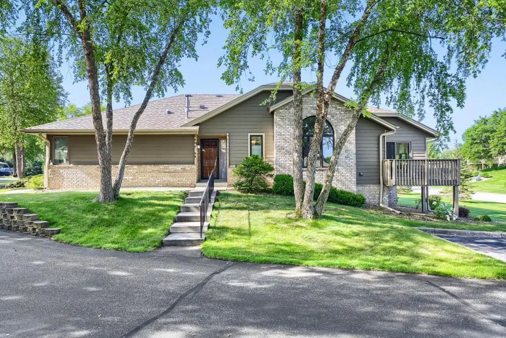 18100 Judicial Way N, Lakeville