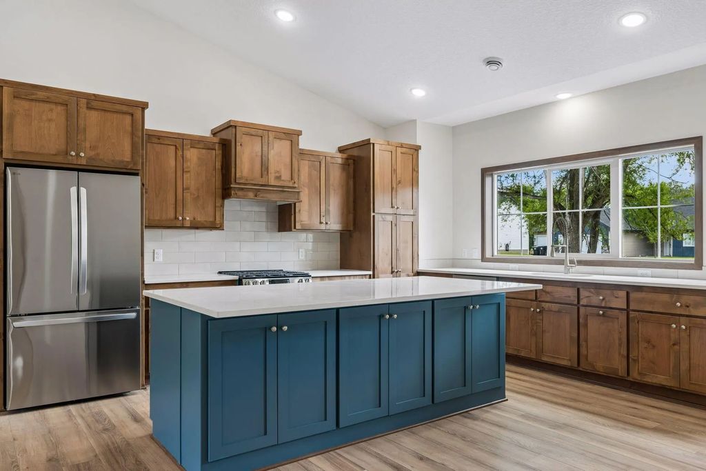 2699 128th Avenue Nw, Coon Rapids