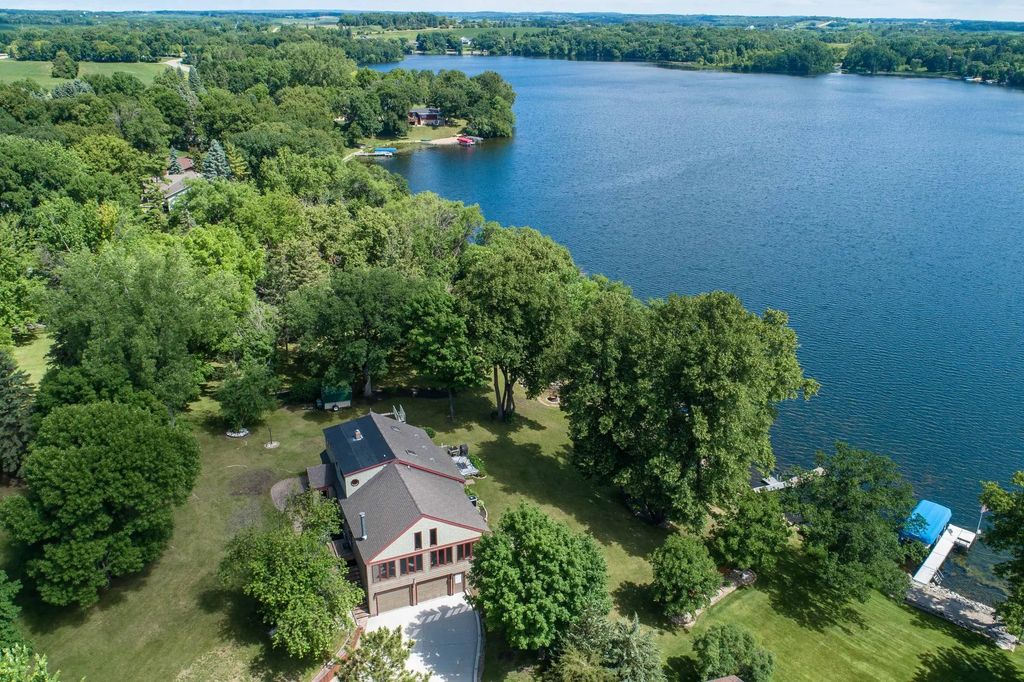 1508 Brenvei Drive, Fergus Falls