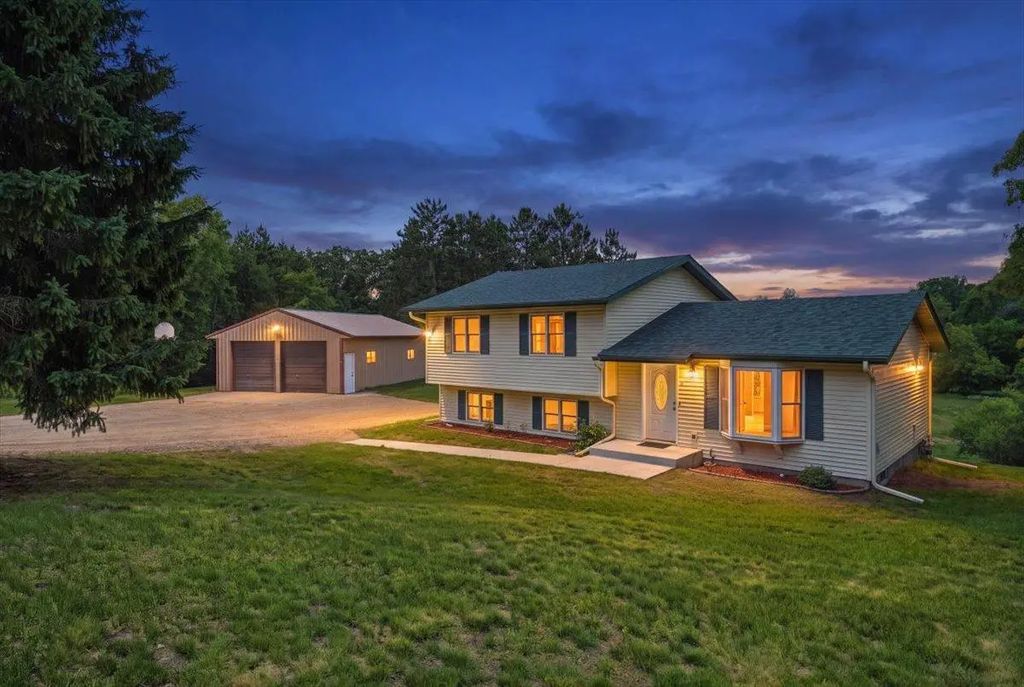710 Kinney Road, Hudson