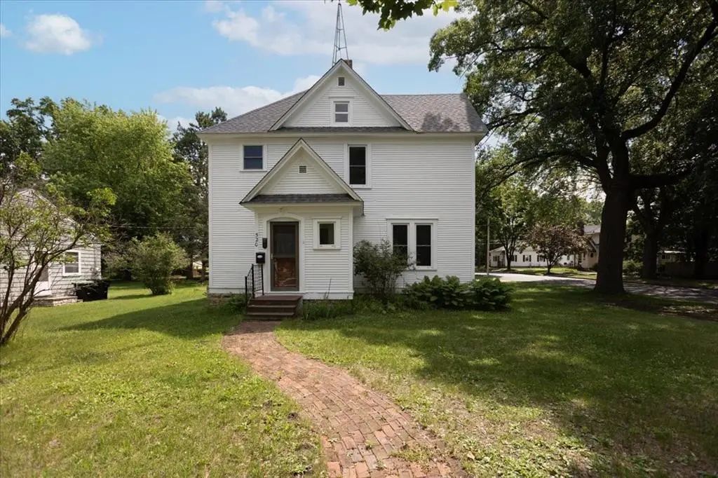 520 12th Street Se, Menomonie