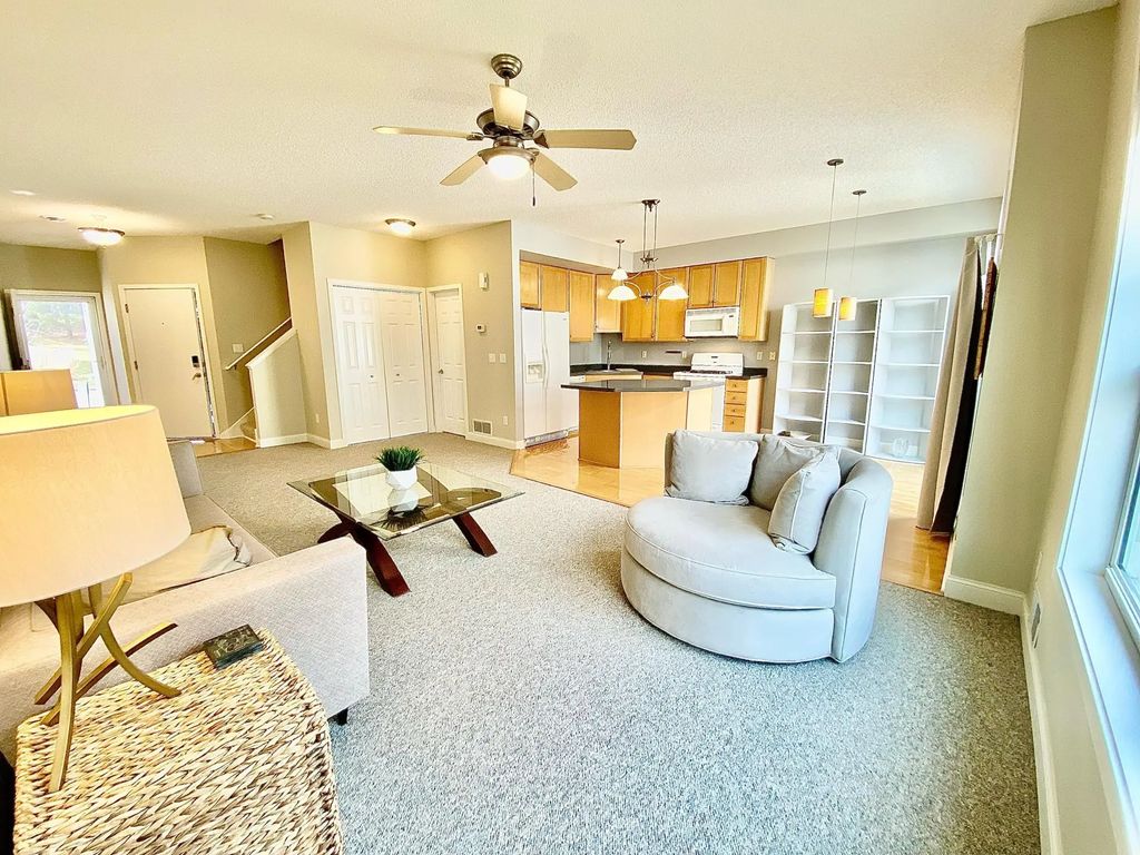 2144 Village Trail, Mound
