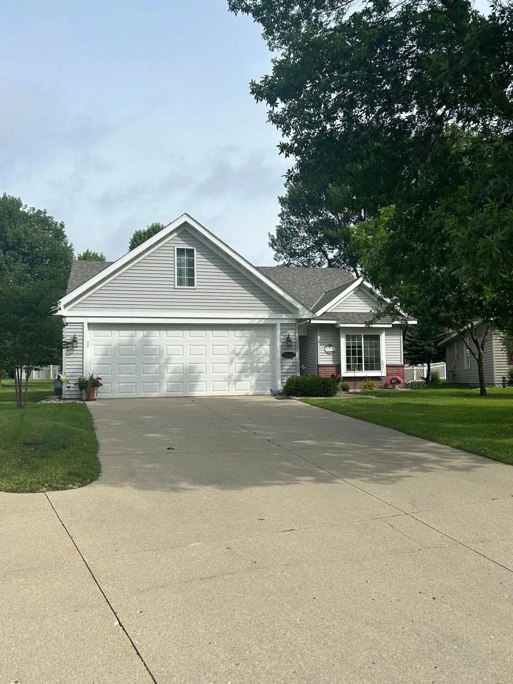 2532 7th Avenue Se, Willmar