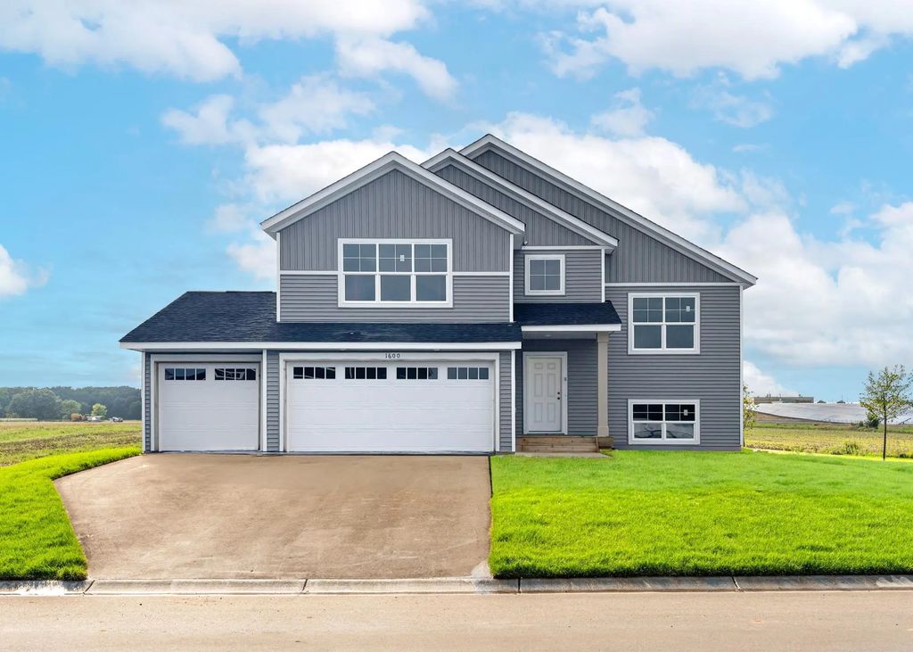 4710 2nd Street Court Ne, St Cloud