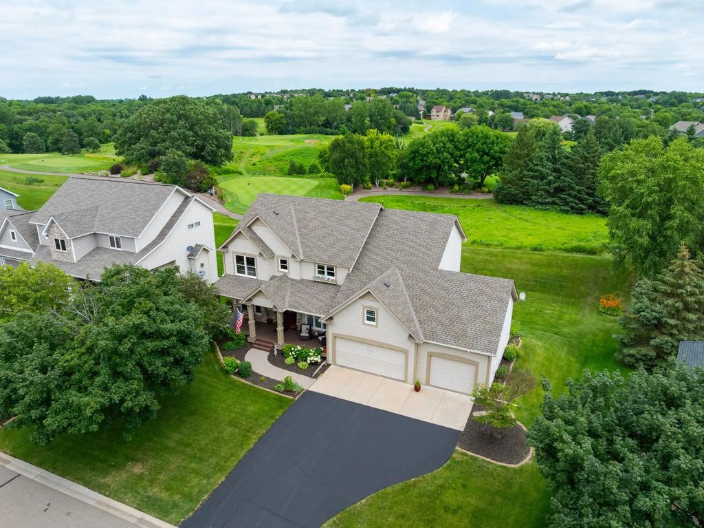 10610 Pinnacle Way, Woodbury