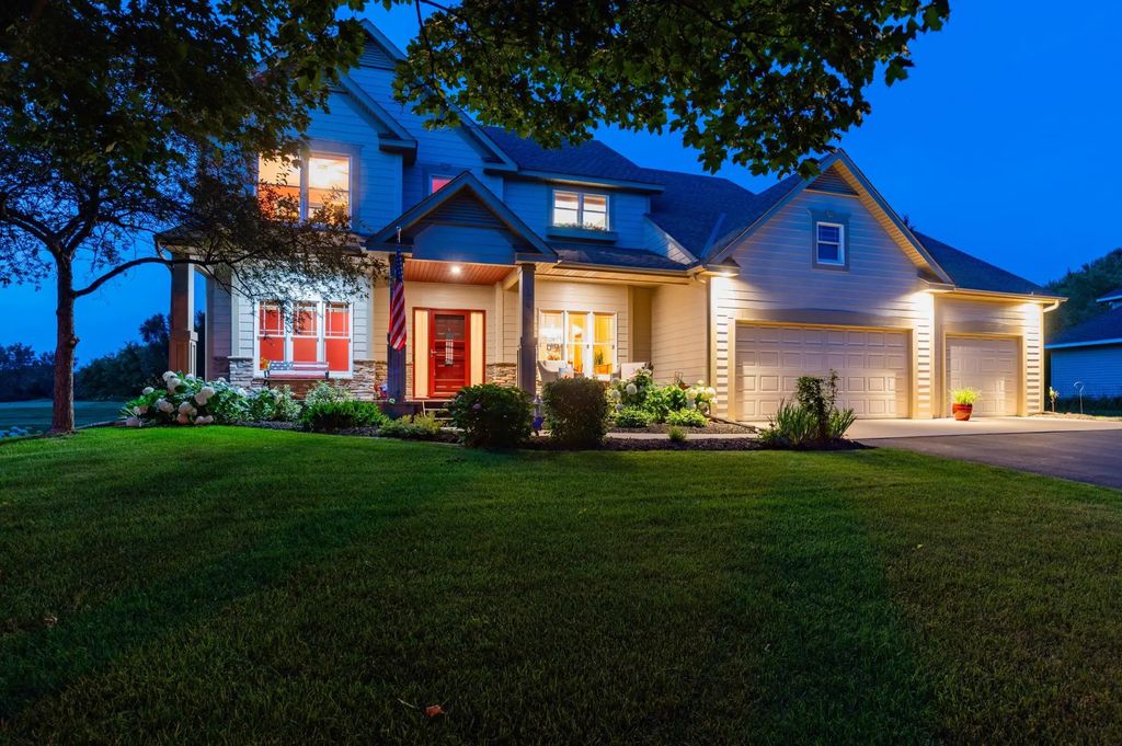 10610 Pinnacle Way, Woodbury