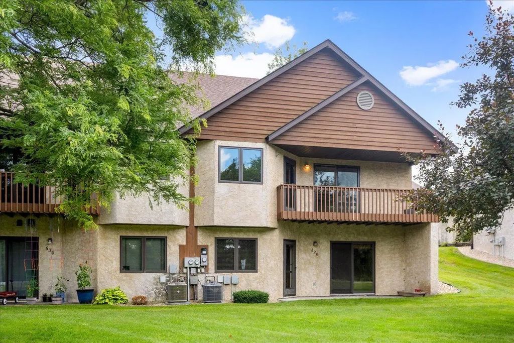 660 Riverview Drive 620, Monticello