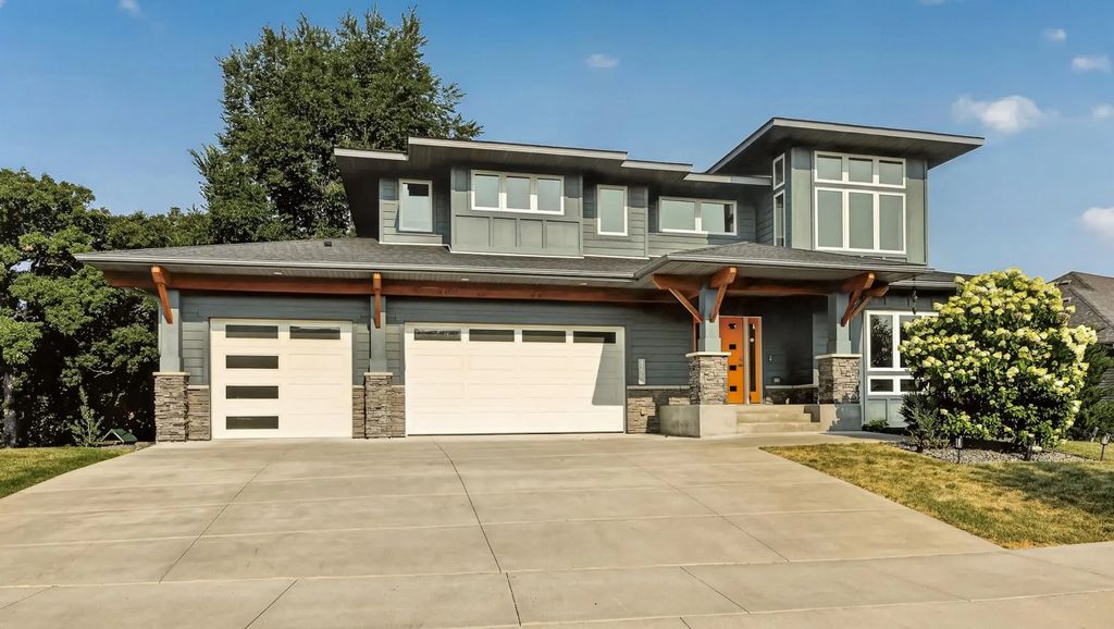 4275 Stone Crest Lane Ne, Rochester