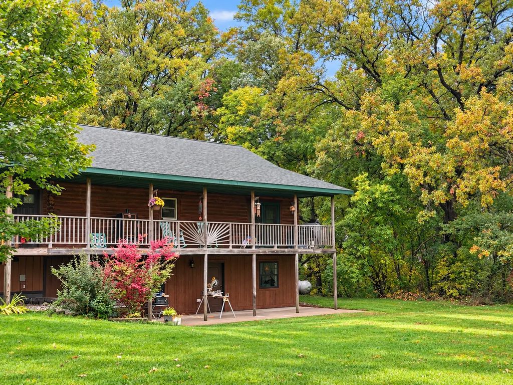 51374 330th Street, New York Mills