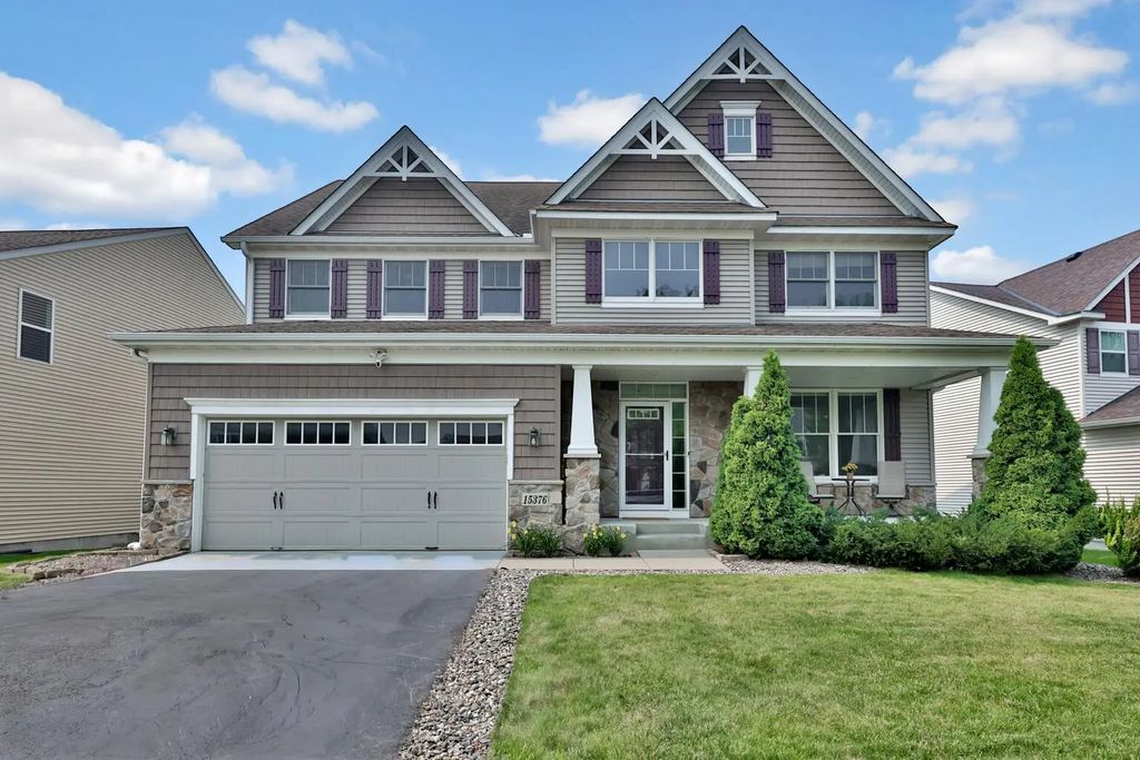 15376 Plumstone Drive, Eden Prairie