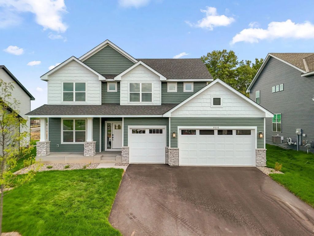 8656 Periwinkle Boulevard, Woodbury