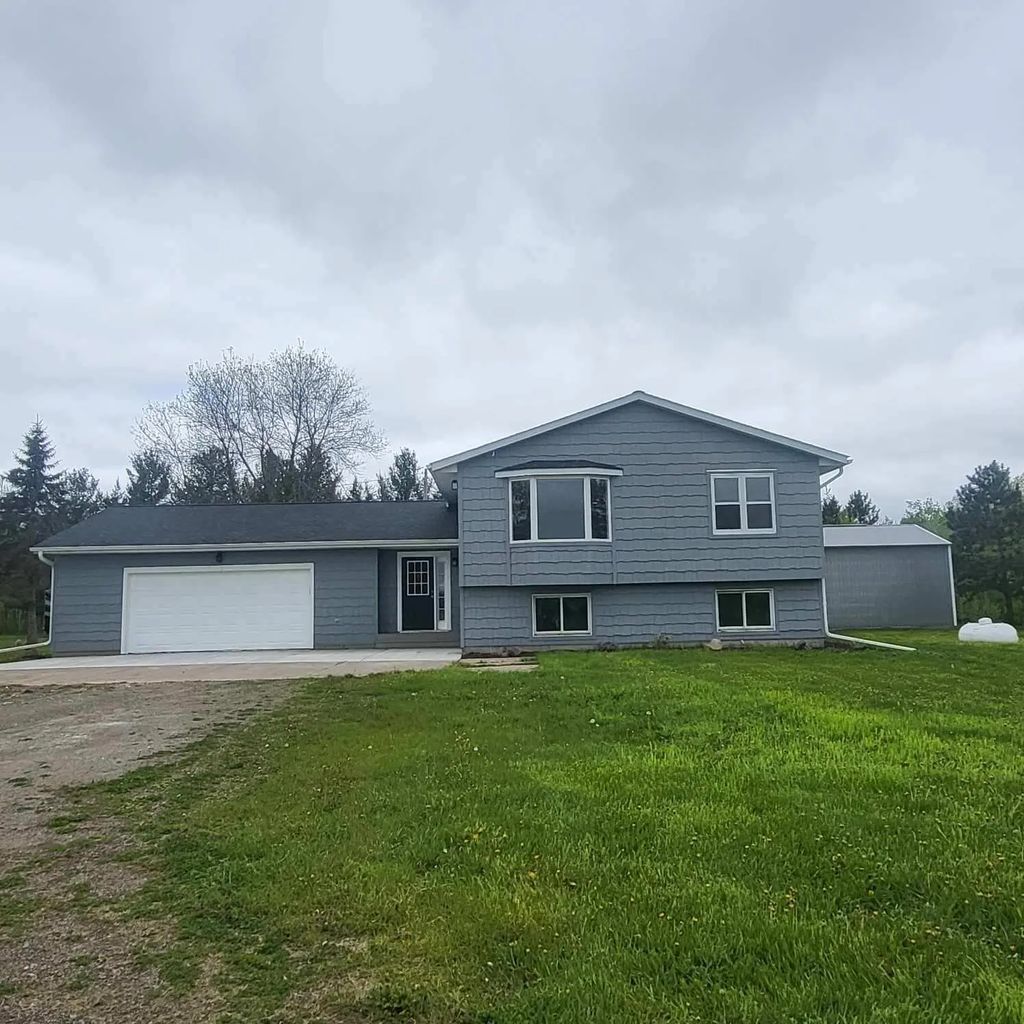 24343 Us Highway 169, Milaca