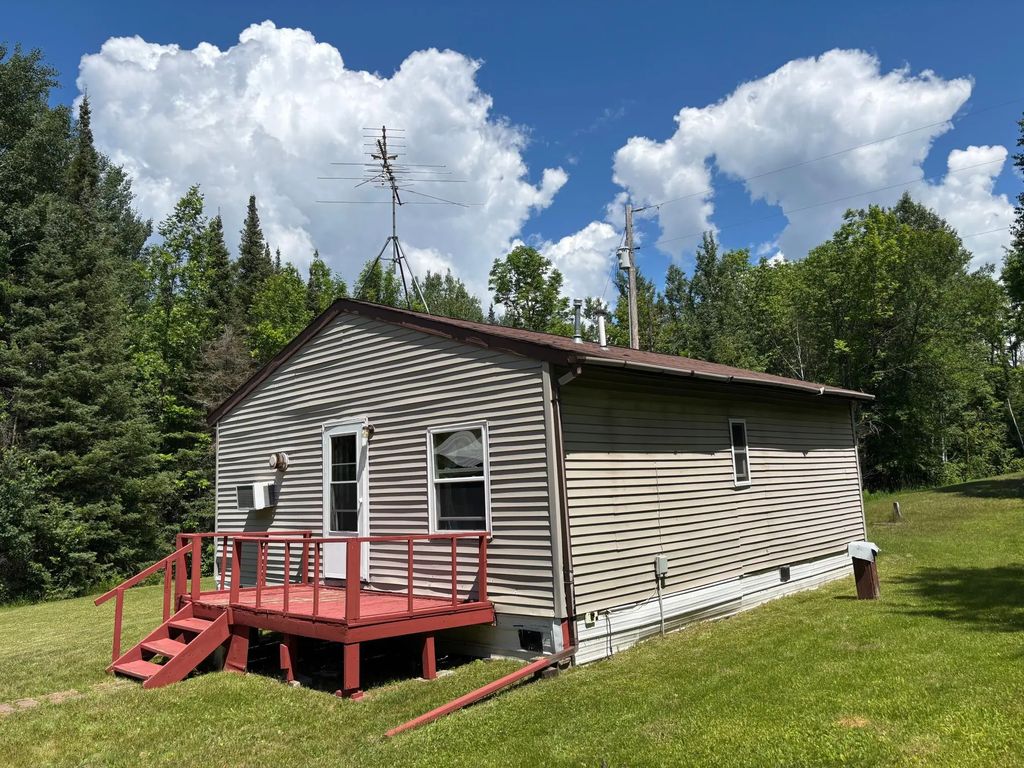 11625 Nett Lake Road, Orr