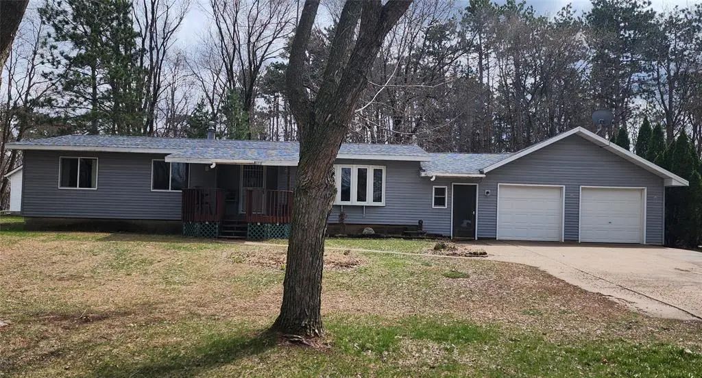 1205 Charland Drive, Pepin
