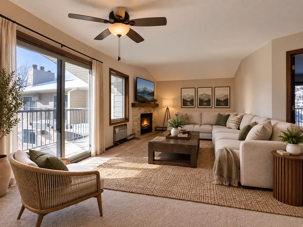 2240 Ridge Drive 33, Saint Louis Park