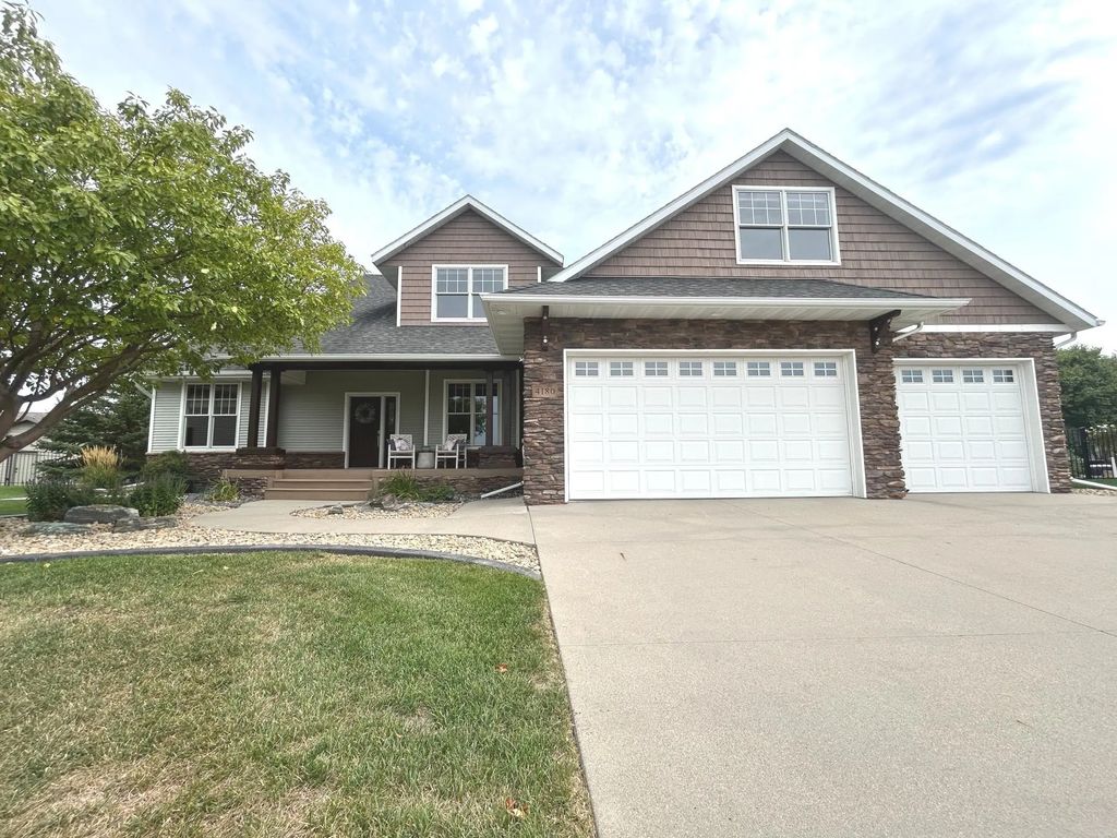 4180 58th Street S, Fargo