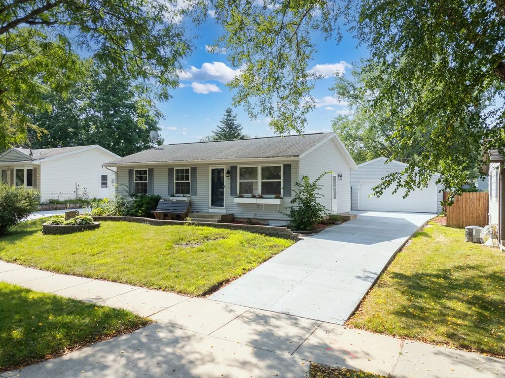 622 30th Street Ne, Rochester